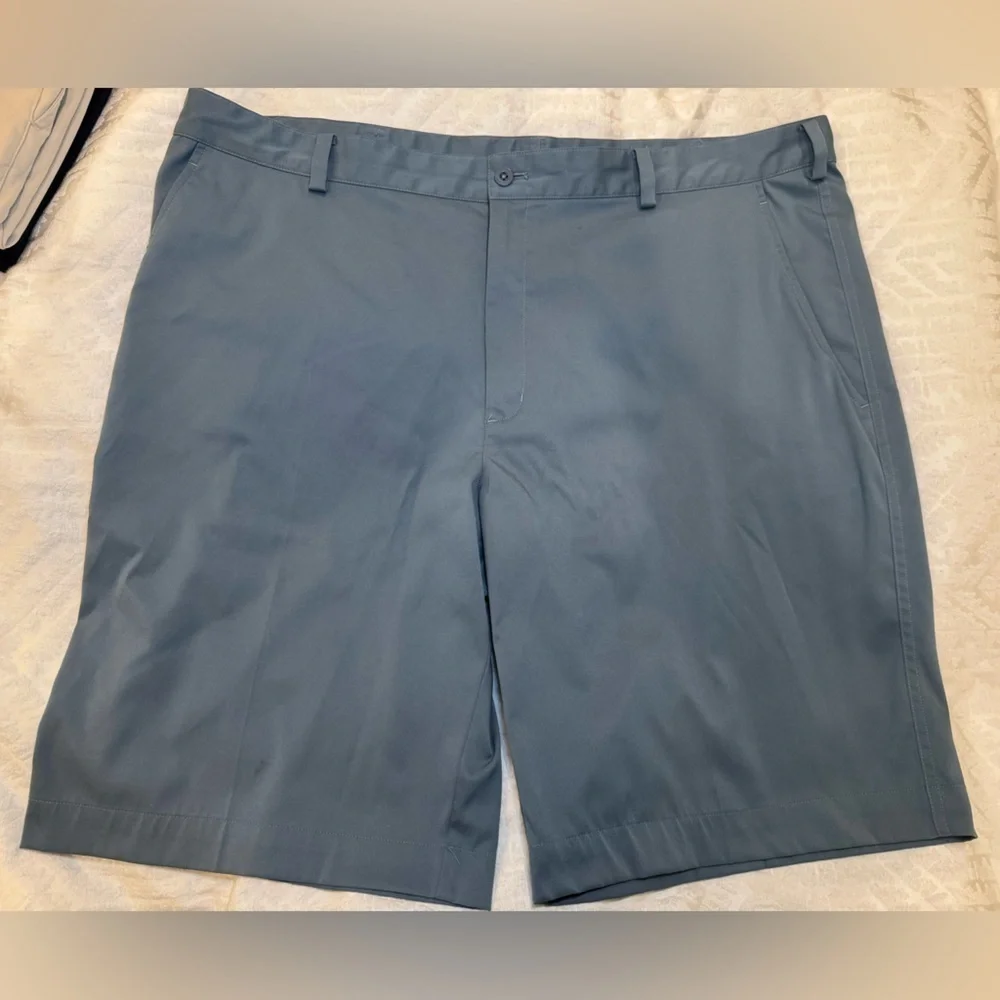 Nike golf fit dry blue shorts 10.5”inseam